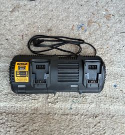 Dewalt Charger Dual Battery - DCB132
