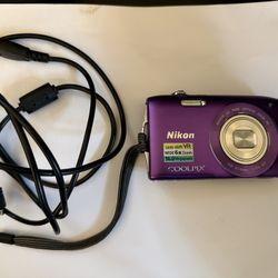 **Nikon S3300 in rare Purple Plum Color**