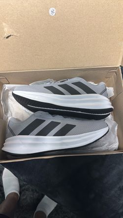 Adidas Running Sneakers Gray and Black galaxy 7