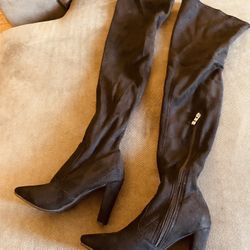 Tight Women’s Thigh High Boots Size 6