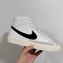 Nike blazer high