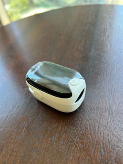 Smart fingertip pulse oximeter