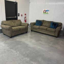 Couch & Loveseat