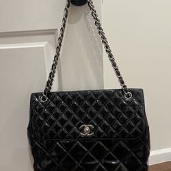 Chanel Business Flap Quilted Bag