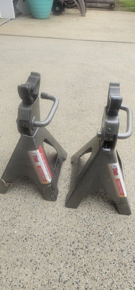 Pittsburgh 3 Ton Jack Stand