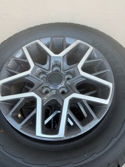 Jeep wheels and tires