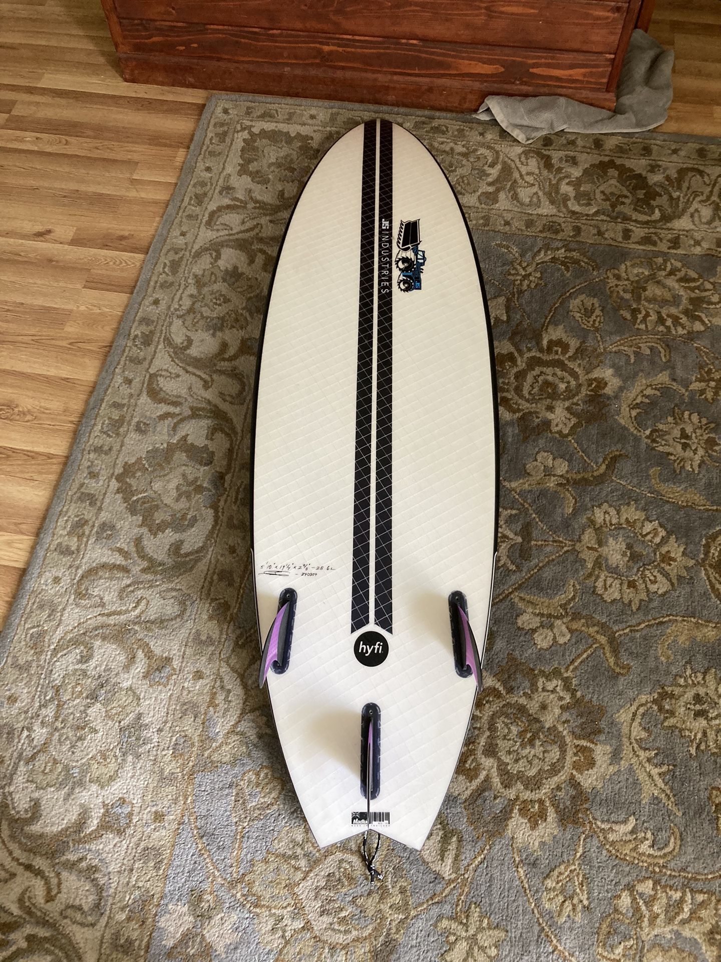 JS Monstabox Surfboard 5’ 10
