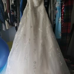 Lady Eleanor Wedding Dress 