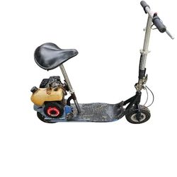 MOSQUITO TIGER SCOOTER RUNS GREAT EASY FOLDING FOR TRANSPORTATION FITS IN MOST TRUNKS OF CARS (GAS)