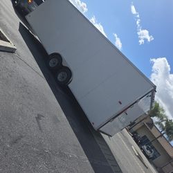 Look Enclosed Trailer With Electric Breaks