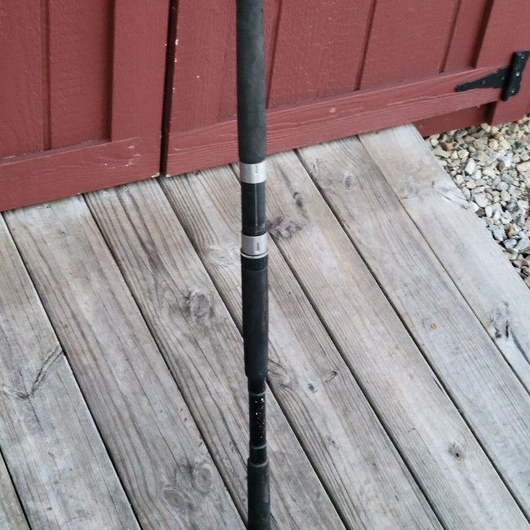 Penn power stick surf. 10 foot medium heavy