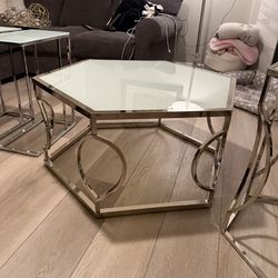 Two piece coffee table set