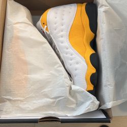 AIR JORDAN 13