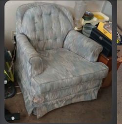 $10 Couch love seat $10 chair