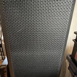 A Pair Of Used Mint Ev ZLX12p 12” Powered Speakers 