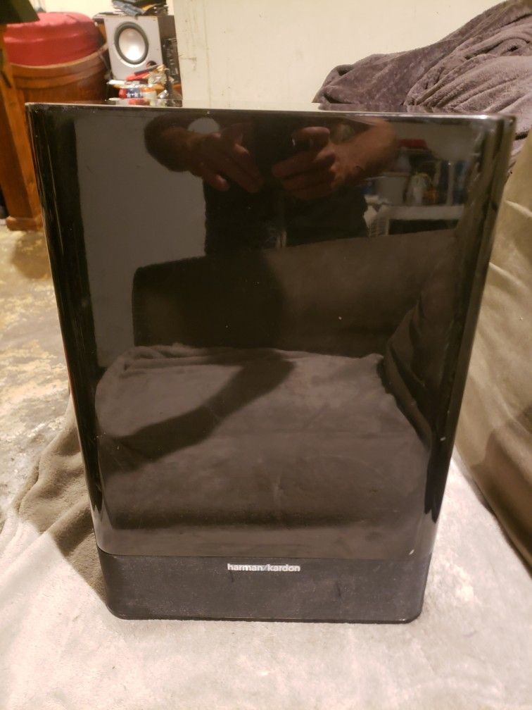 Harman/kardon Self Powered Sub