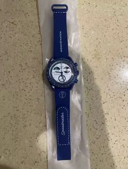 Moon Watch Chronograph – Blue Moonphase Edition – Blue Strap