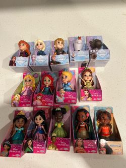 16 NEW Disney Princess Dolls