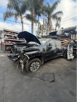 2022 Silverado 2500 hd parts