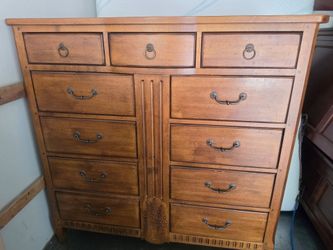 Lexington 11 Drawer Dresser / Chest of Drawers Solid Wood