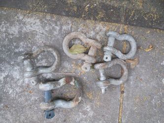 Clevis $5each.                  $20  for all
