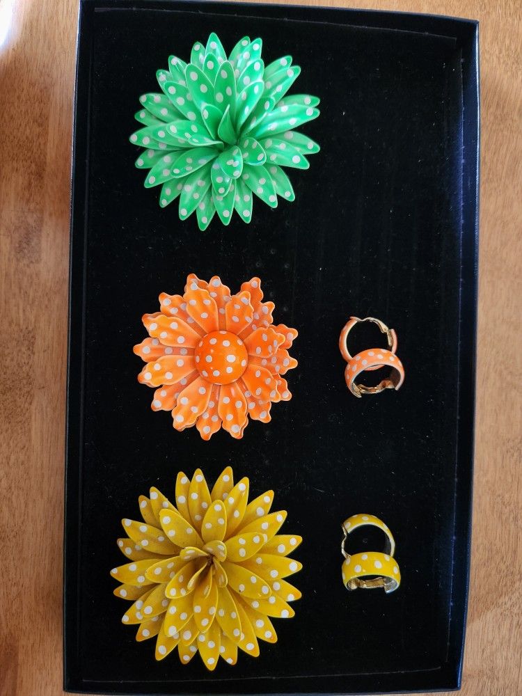 Vintage Metal Flower Brooches And Matching Earrings