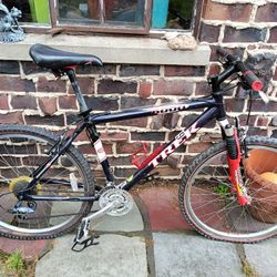 Trek 18" Mountain Bike 