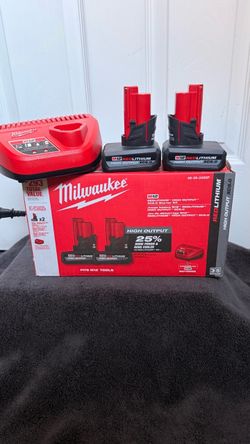 Milwaukee M12 RedLithium XC5.0 Starter Kit