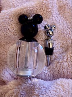 Disney Mickey Mouse Salt Pepper Mill Grinder & Mickey Mouse Ears Bottle Stopper