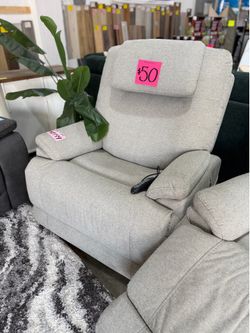 Flexsteel Zecliner Power Lift Sleep Recliner with Power Headrest and Lumbar
