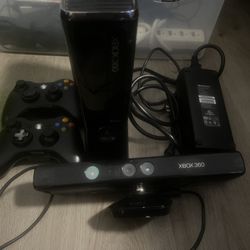 Xbox 360 S (working)