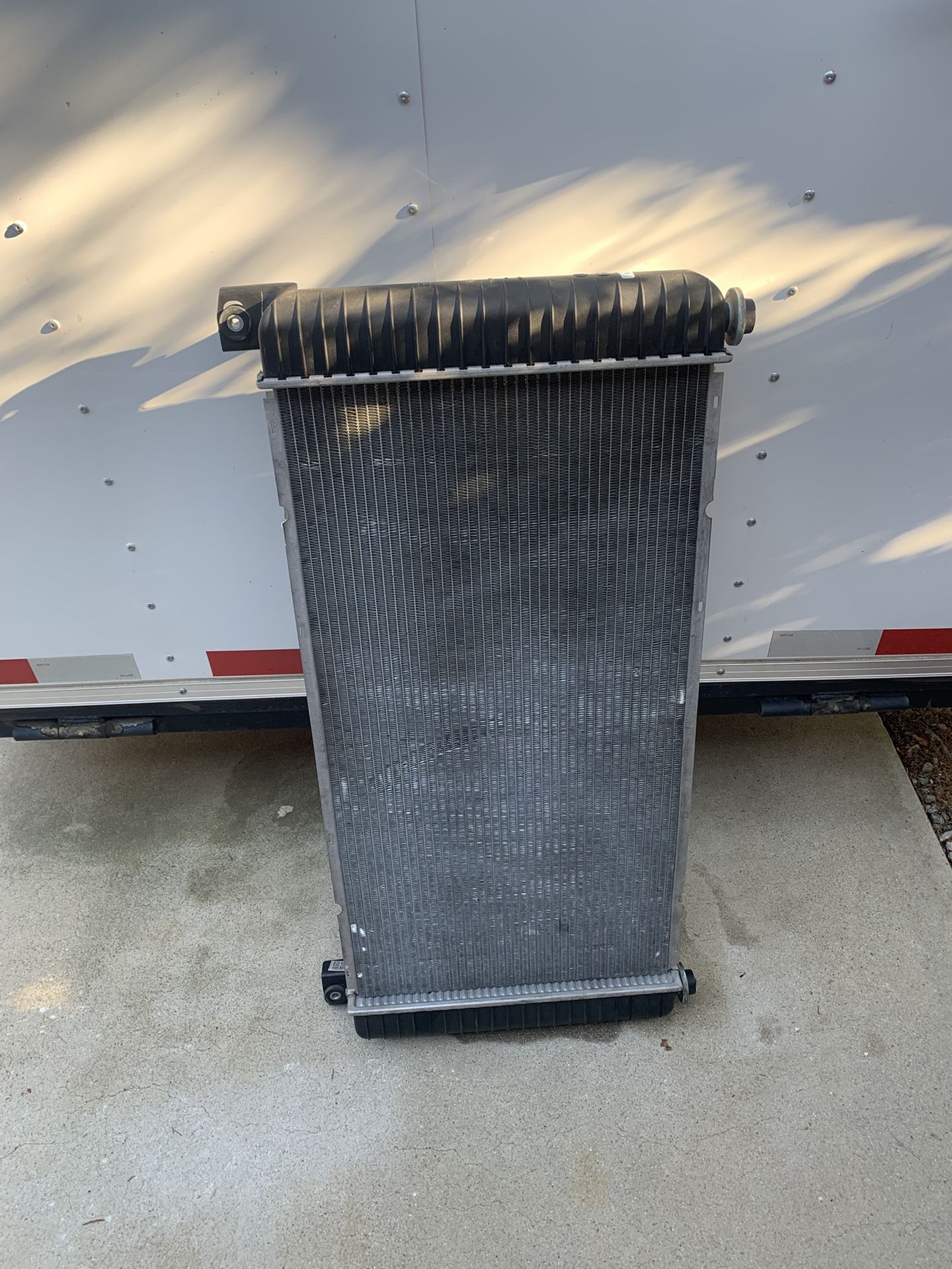 GM (part #(contact info removed)7) Radiator