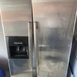 Whirlpool Refrigerator 