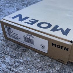 Moen Single Hole Faucet (Matte Black)