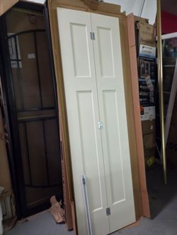 Masonite 24-in x 80-in Primed 2-panel bifold doors