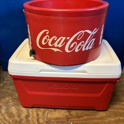 48 Qt. Igloo Cooler & Coke Ice Tub