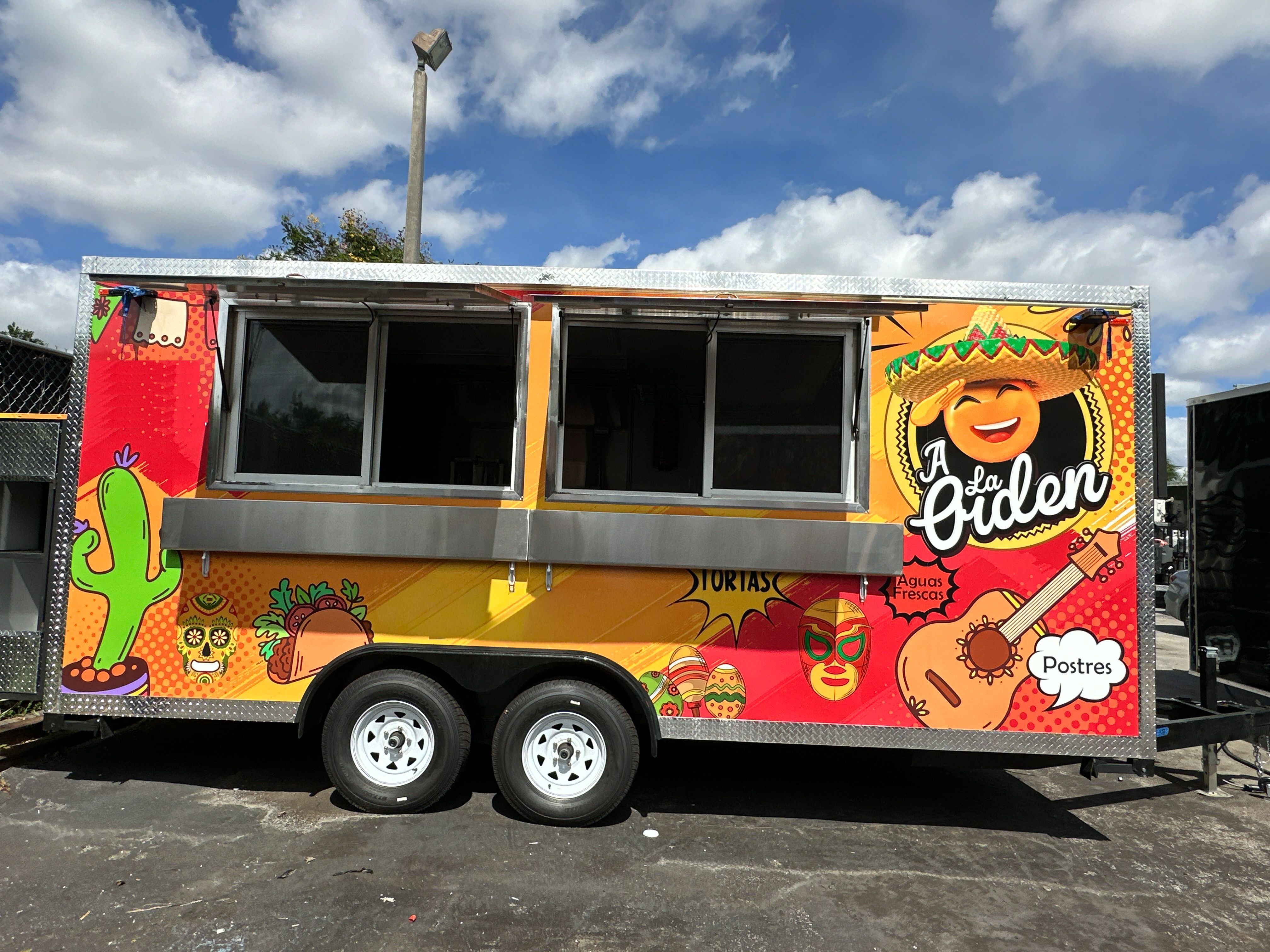 Camion de Comida 16 Pies / Food Trailer