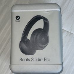 Beats Studio Pro-Black 