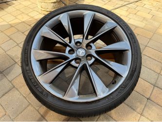 2018 Tesla Model S 21” Twin Turbine wheels and tires Sonic Carbon
