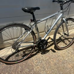 Trek 7.2FX Hybrid Bike-medium