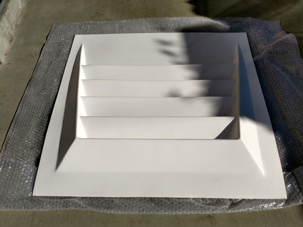 Dmax style hood vent Universal