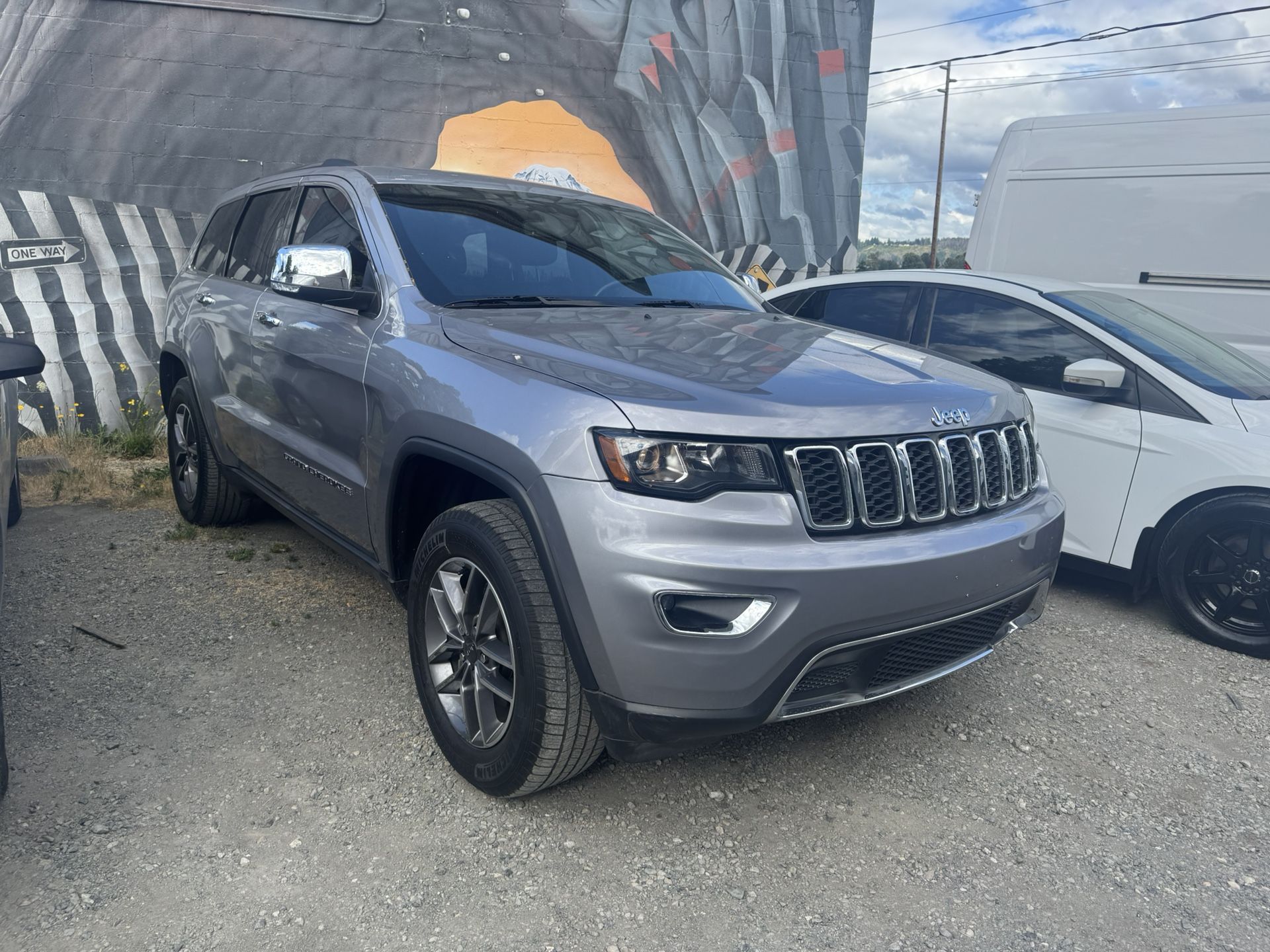 2020 Jeep Grand Cherokee