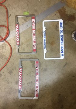 License plate frame