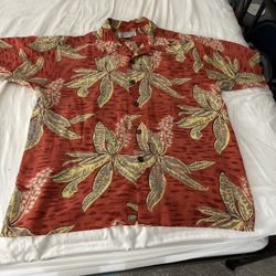 An Original Avanti 100% Silk Hawaiian Shirt S/M