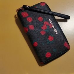 Michael Kors Wallet/ Wristlet