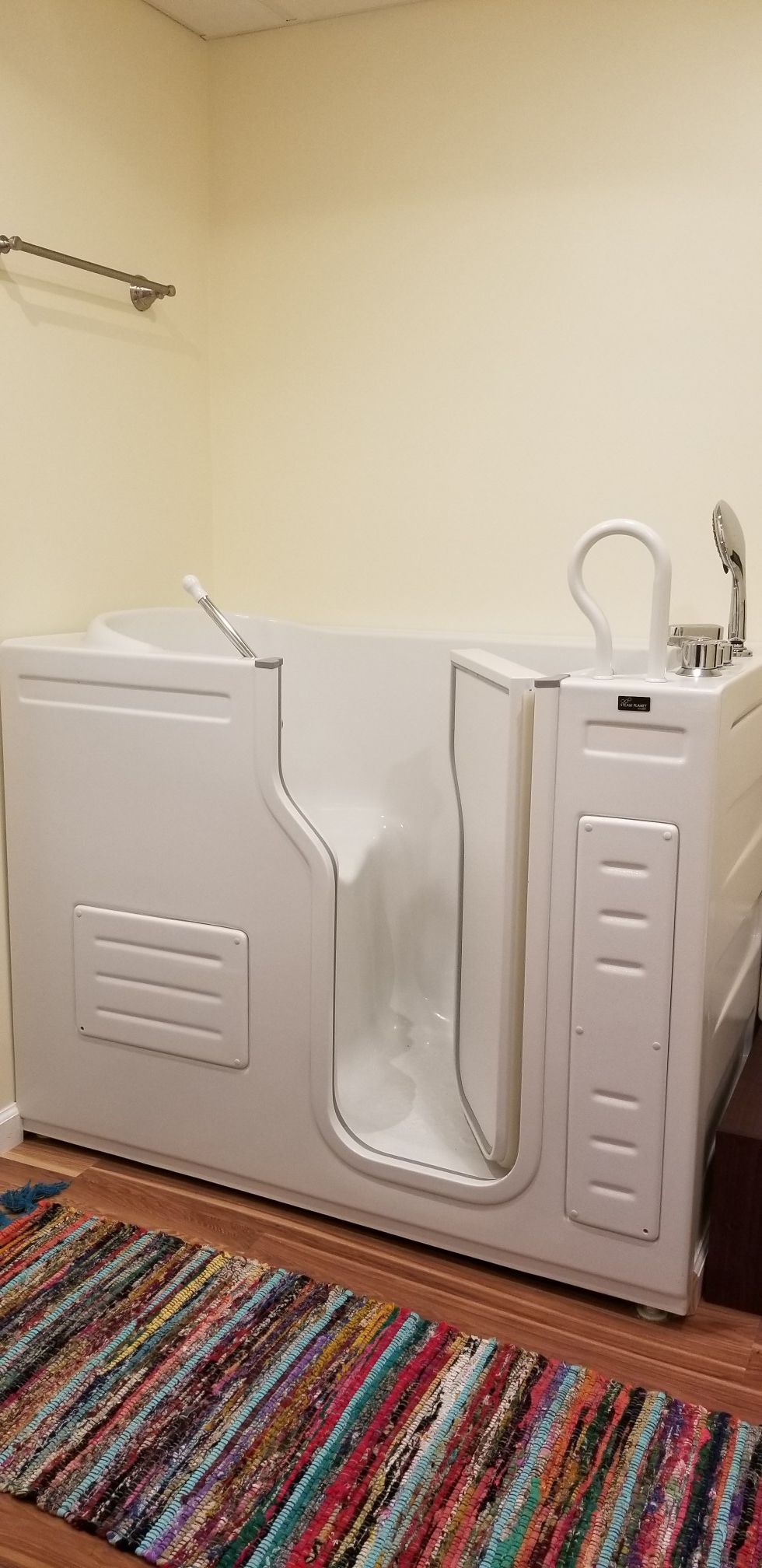 Steam WalkIn Tub for Sale in Goldsboro, PA OfferUp