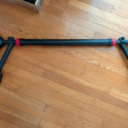Pull Up Bar 