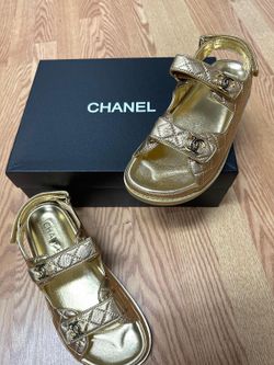 Chanel slides
