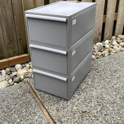 3 Drawer Plastic Storage, Dorm Room, Kid, Teen 