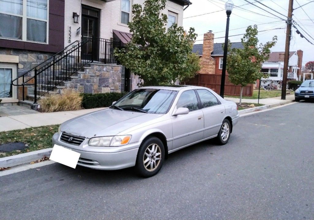 2000 Toyota Camry